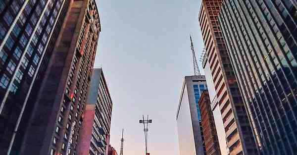 国外AI手术技术发展现状，国内AI技术发展现状