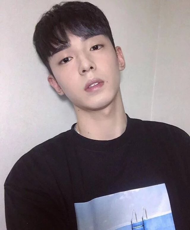 钟栋致豪