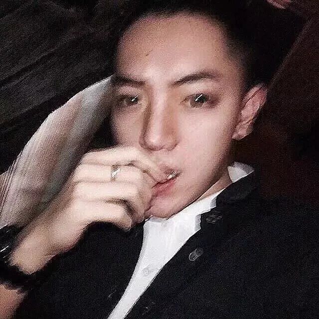 祁威菊功