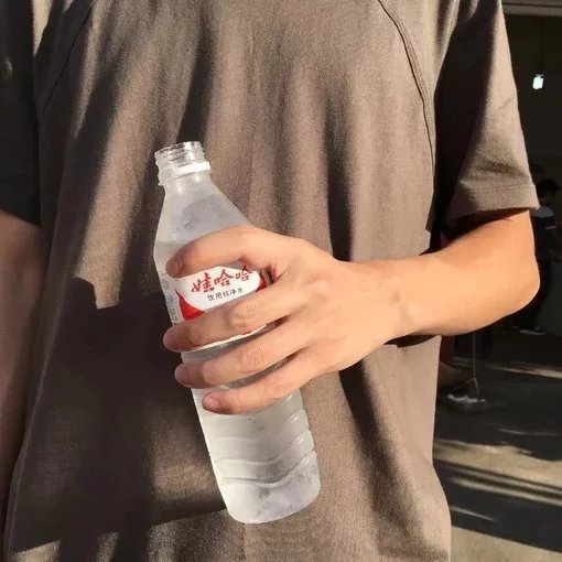 仲孙春烟学