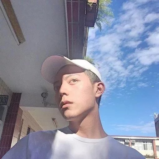韦义华梵