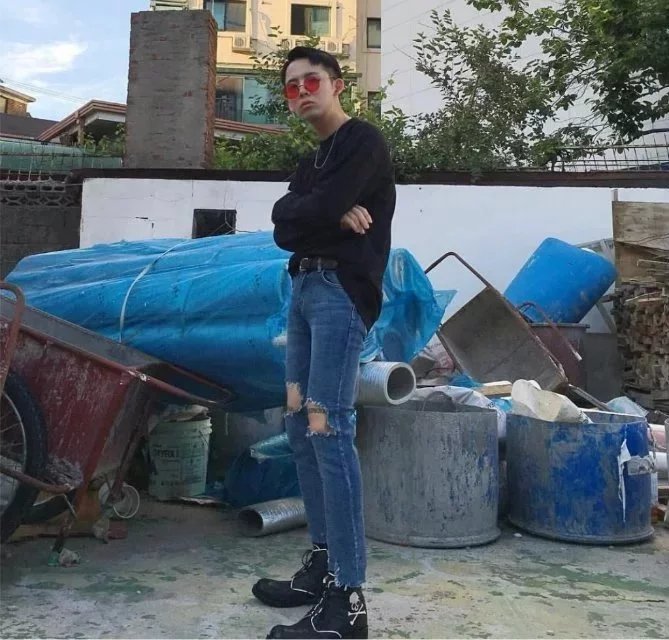 董新欢超