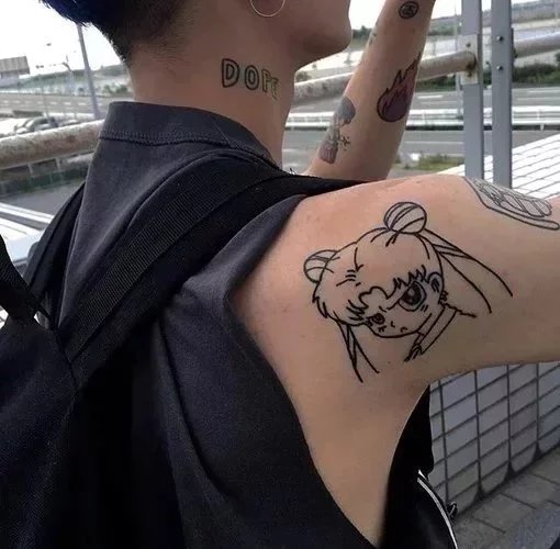 屈美娴谦
